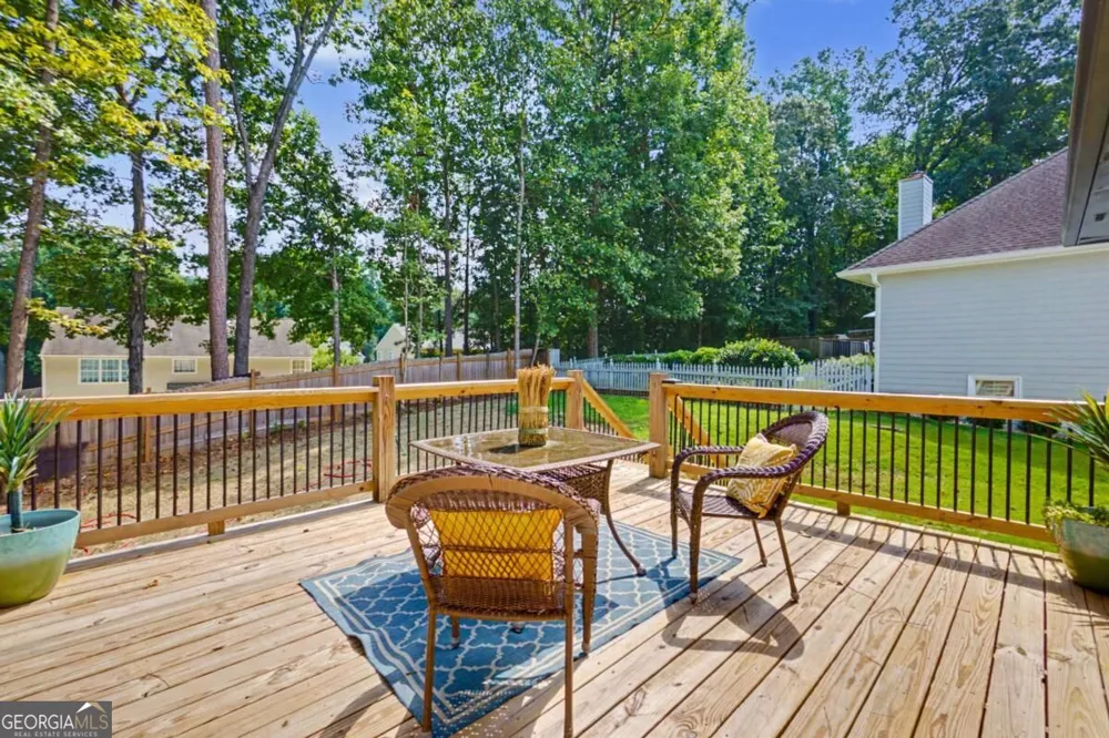 209 Tennis Court LN NW Kennesaw, GA 30144