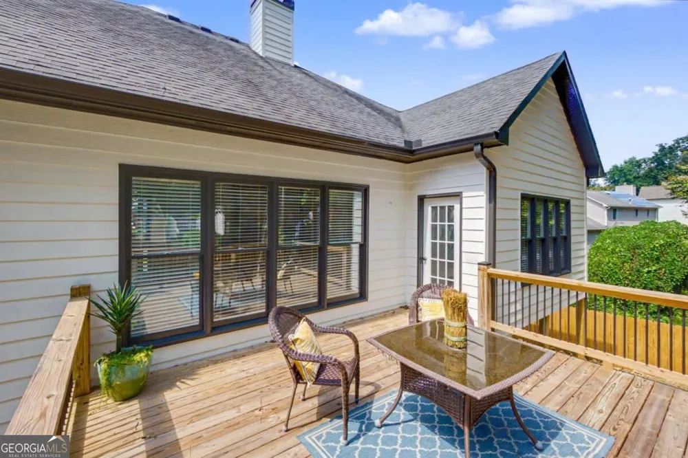 209 Tennis Court LN NW Kennesaw, GA 30144
