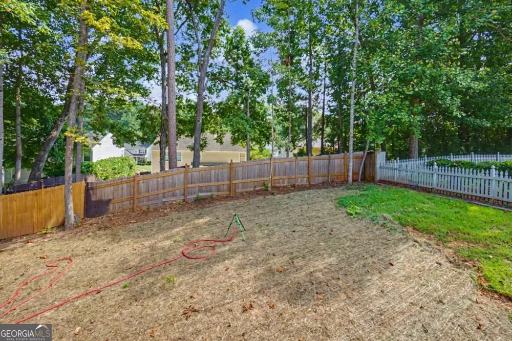 209 Tennis Court LN NW Kennesaw, GA 30144
