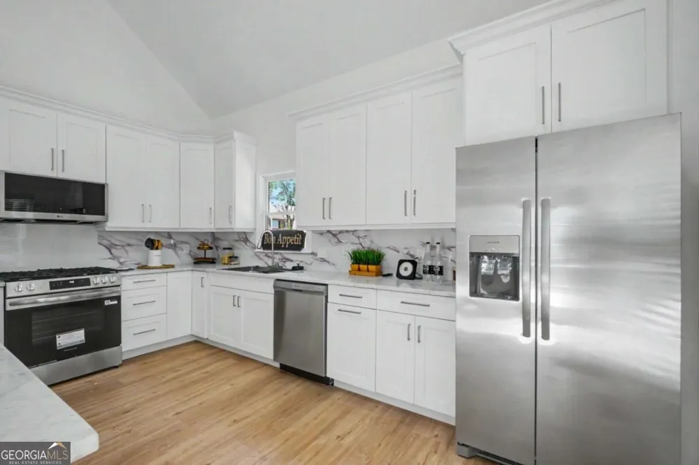 209 Tennis Court LN NW Kennesaw, GA 30144
