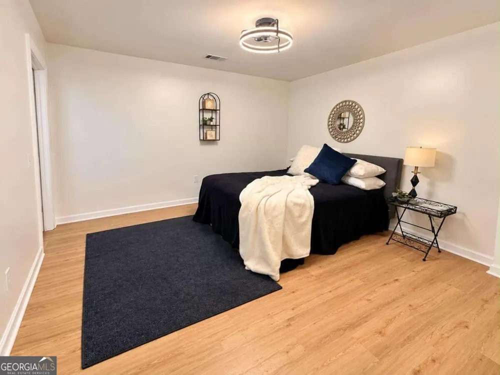 209 Tennis Court LN NW Kennesaw, GA 30144