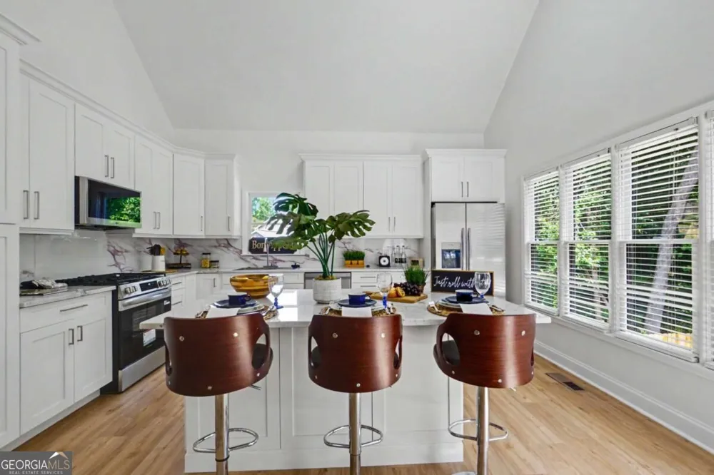 209 Tennis Court LN NW Kennesaw, GA 30144