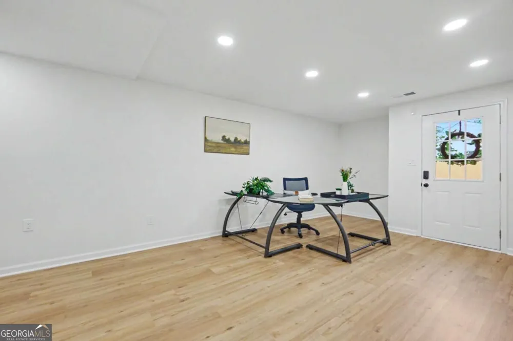 209 Tennis Court LN NW Kennesaw, GA 30144
