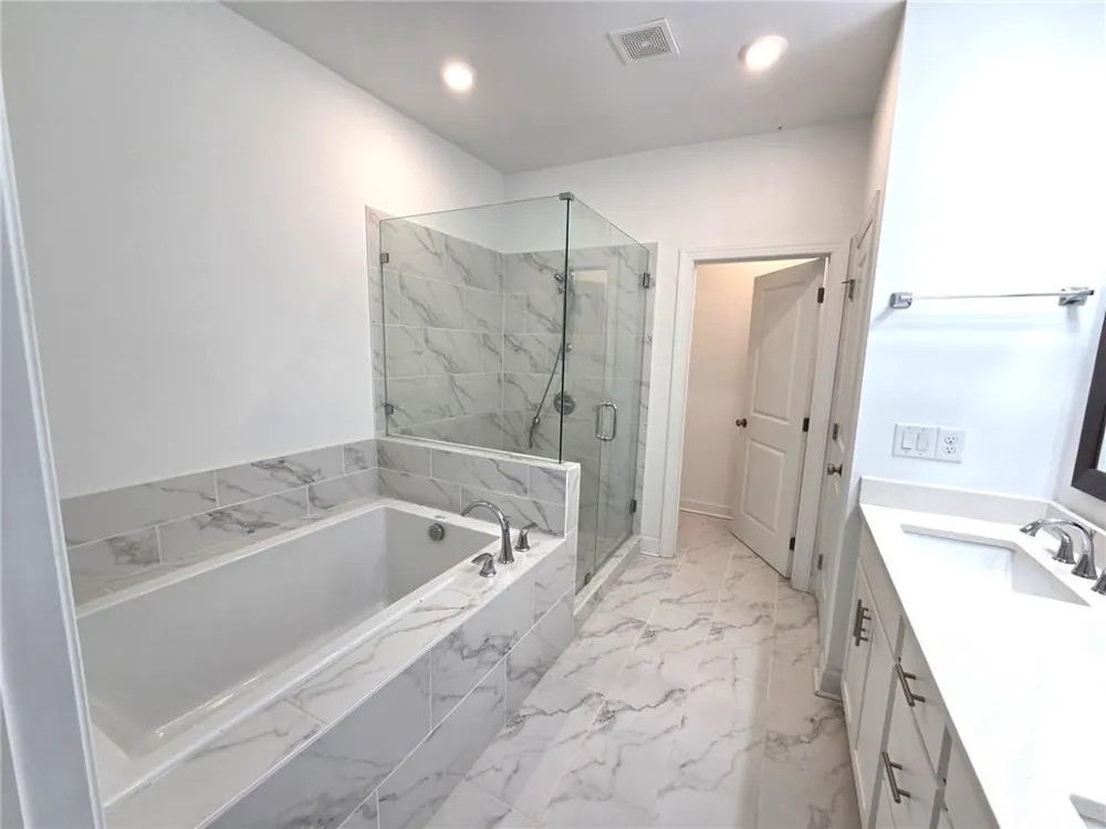 885 Green Sapling Trail Suwanee, GA 30024