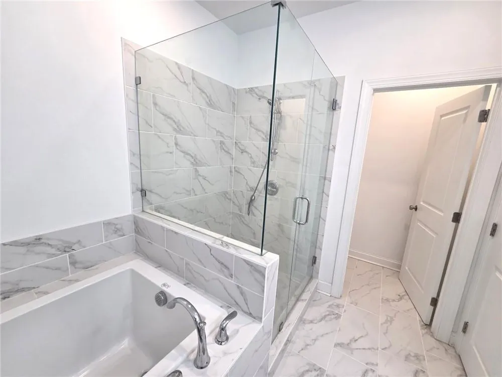 885 Green Sapling Trail Suwanee, GA 30024