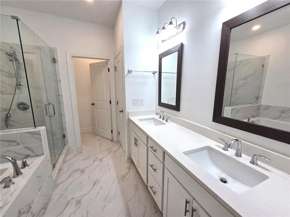 885 Green Sapling Trail Suwanee, GA 30024