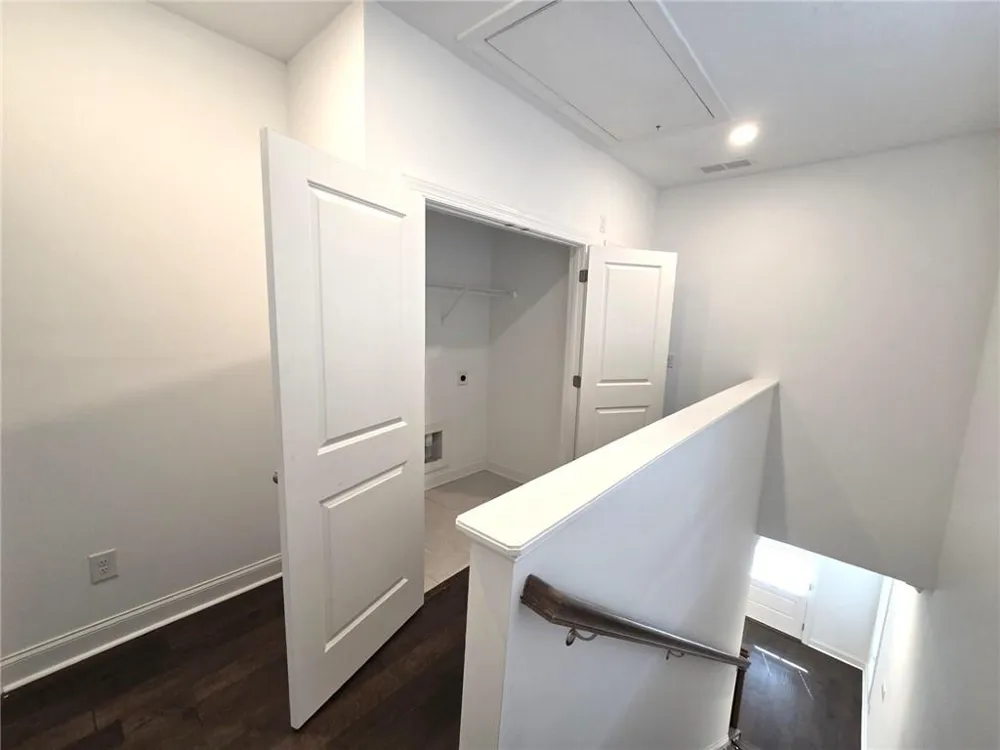 885 Green Sapling Trail Suwanee, GA 30024
