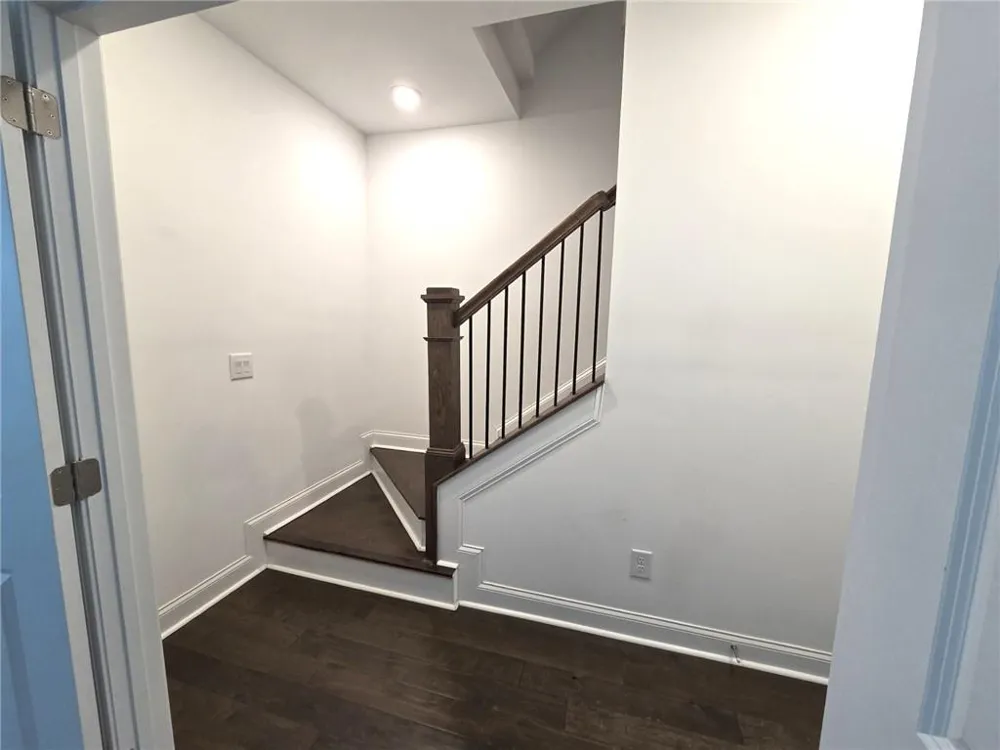885 Green Sapling Trail Suwanee, GA 30024