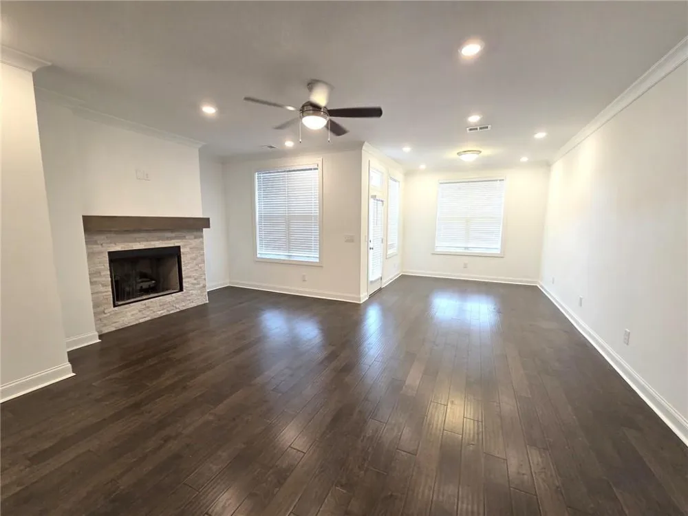 885 Green Sapling Trail Suwanee, GA 30024