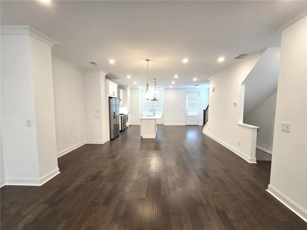 885 Green Sapling Trail Suwanee, GA 30024
