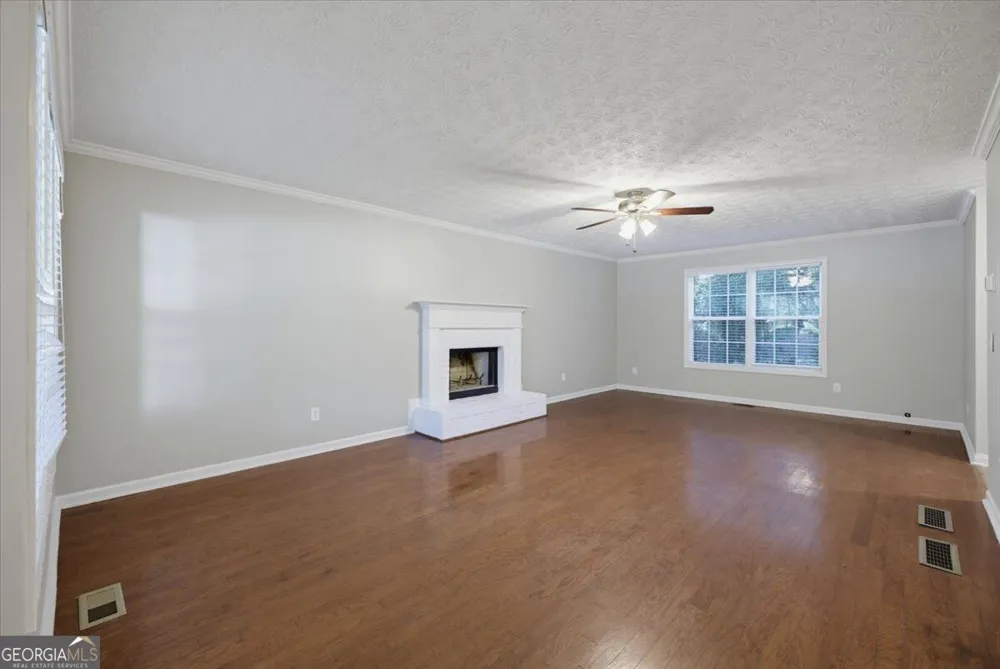 310 Rockingham DR Loganville, GA 30052