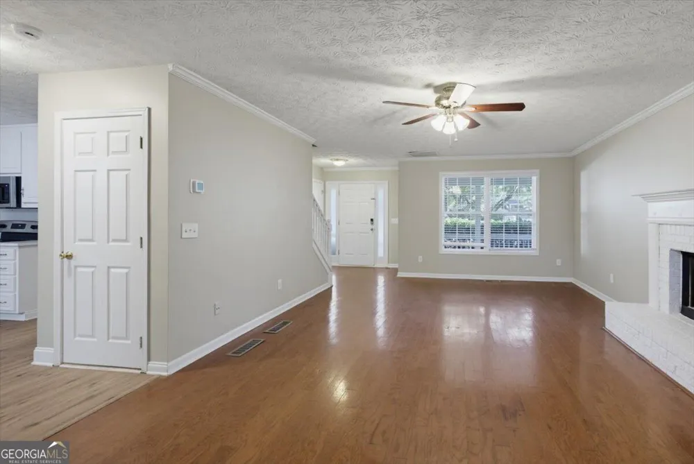 310 Rockingham DR Loganville, GA 30052