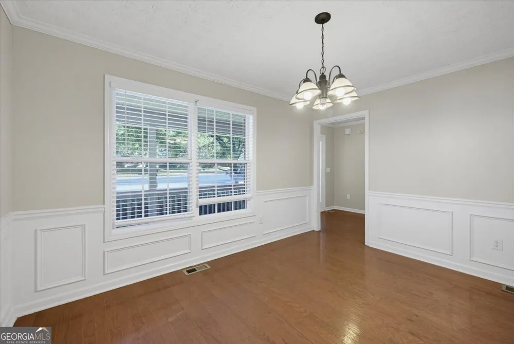 310 Rockingham DR Loganville, GA 30052