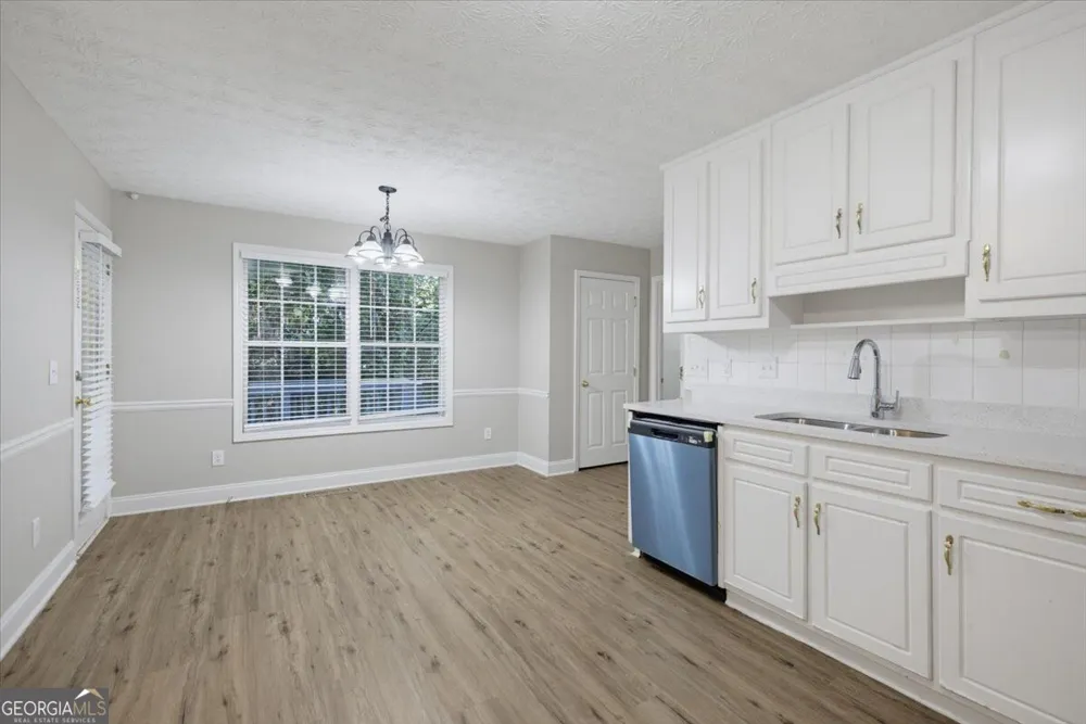 310 Rockingham DR Loganville, GA 30052