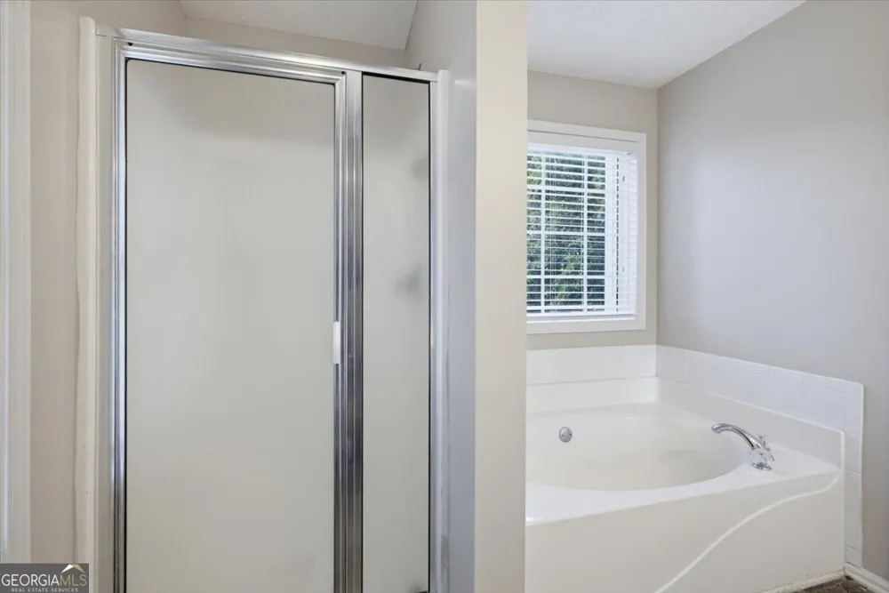 310 Rockingham DR Loganville, GA 30052