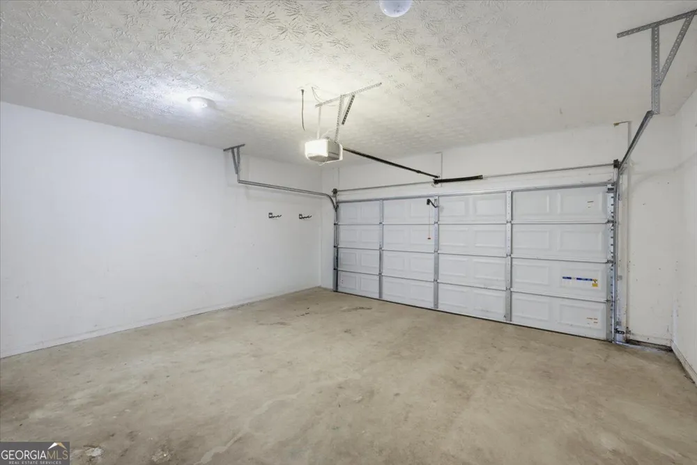 310 Rockingham DR Loganville, GA 30052