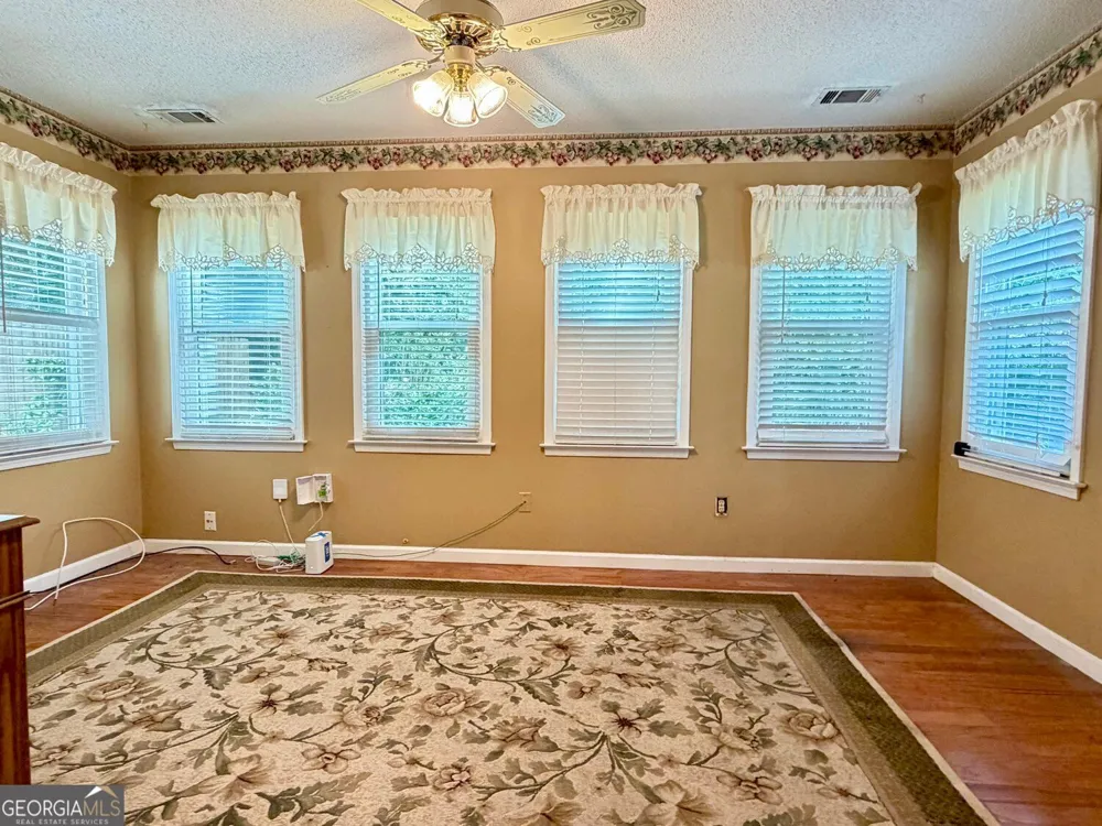 3240 Country Walk DR Powder Springs, GA 30127