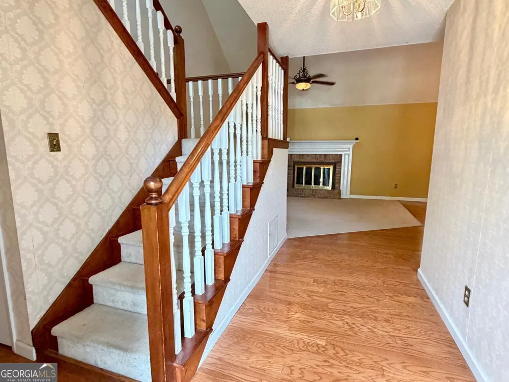 3240 Country Walk DR Powder Springs, GA 30127