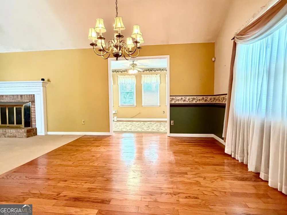 3240 Country Walk DR Powder Springs, GA 30127
