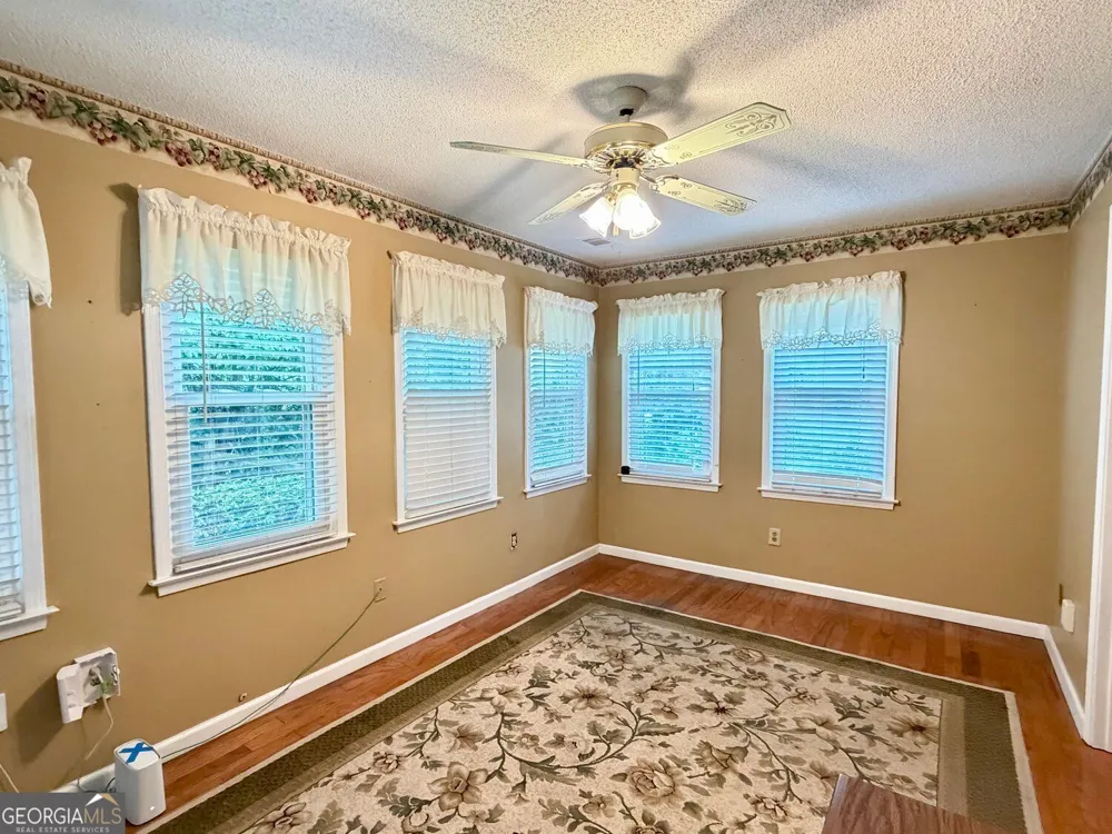 3240 Country Walk DR Powder Springs, GA 30127