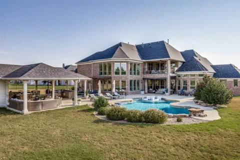 5403 Westfield Drive