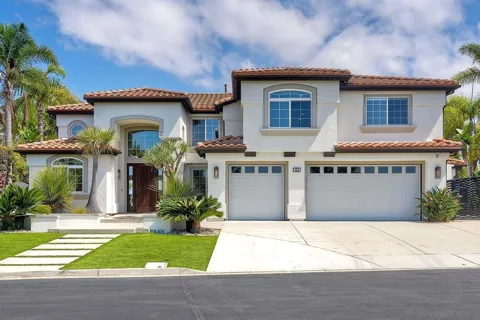 1651 Bella Laguna Court