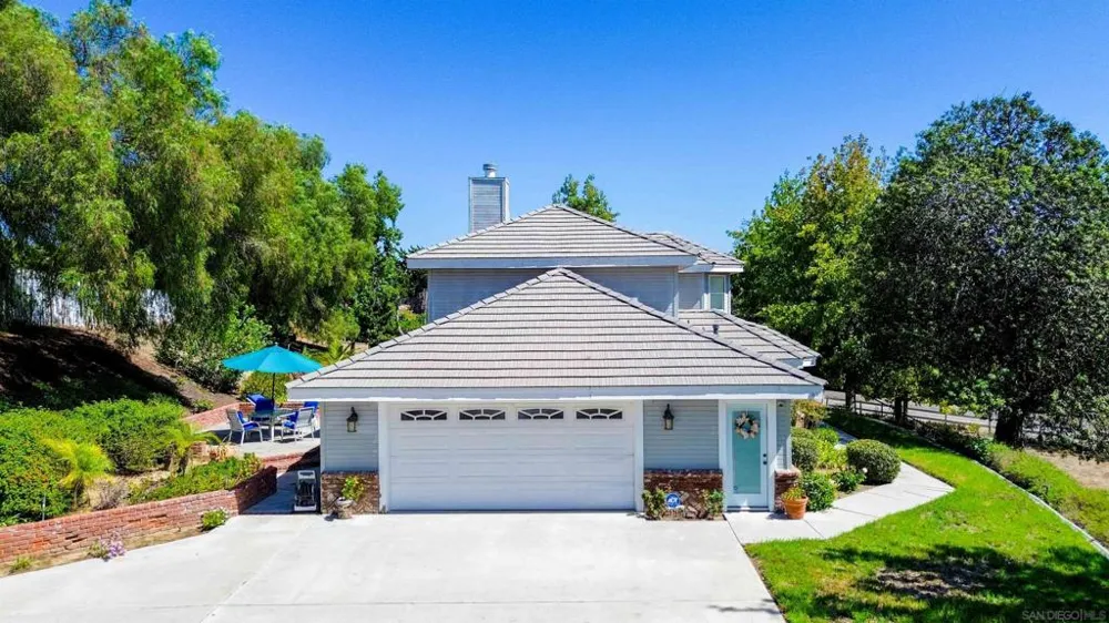 1474 Via Encinos Fallbrook, CA 92028