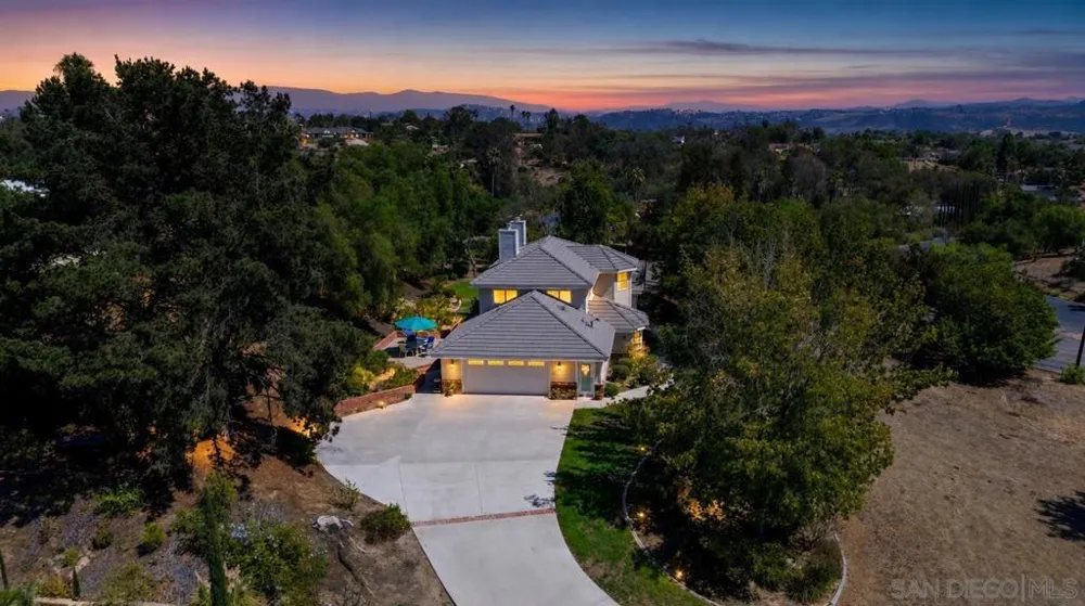 1474 Via Encinos Fallbrook, CA 92028