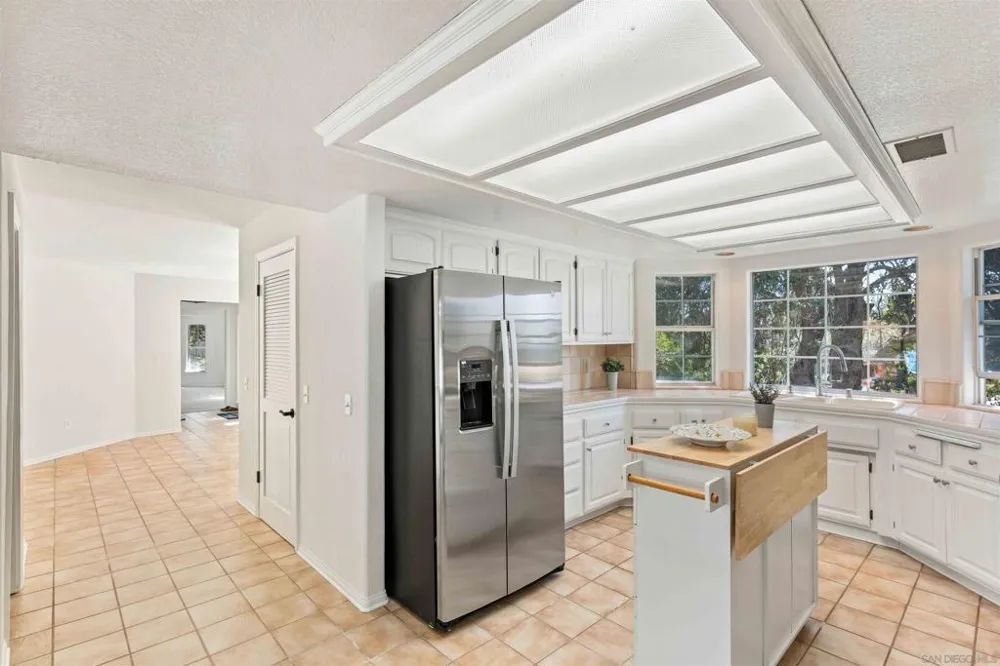 1474 Via Encinos Fallbrook, CA 92028