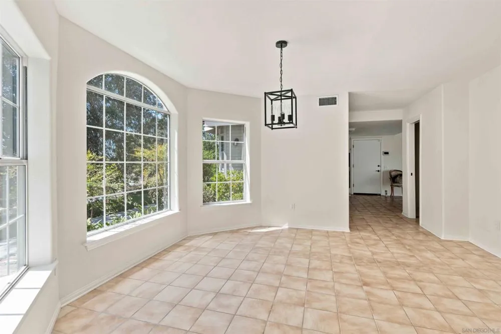 1474 Via Encinos Fallbrook, CA 92028