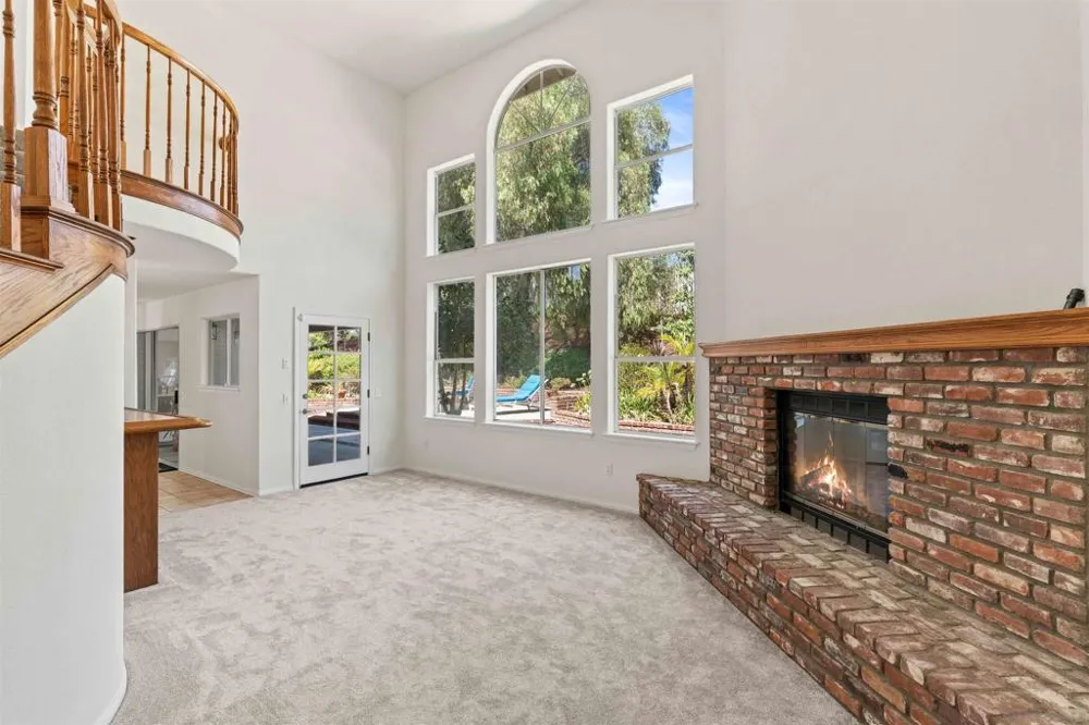 1474 Via Encinos Fallbrook, CA 92028