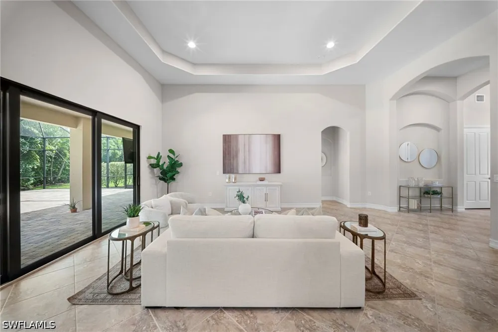 Acorn Way Naples, FL 34119