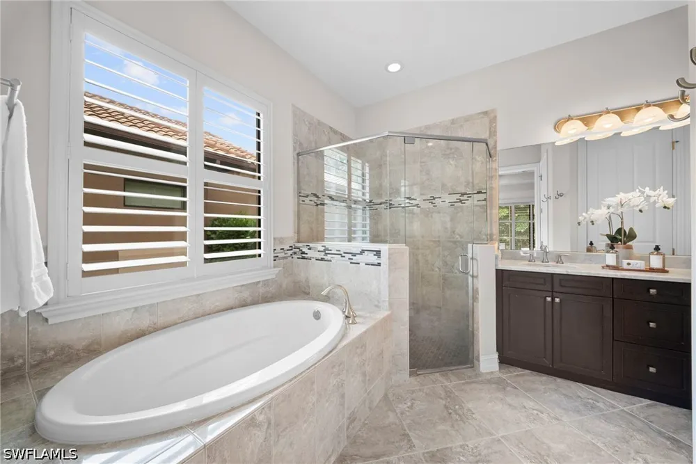 Acorn Way Naples, FL 34119