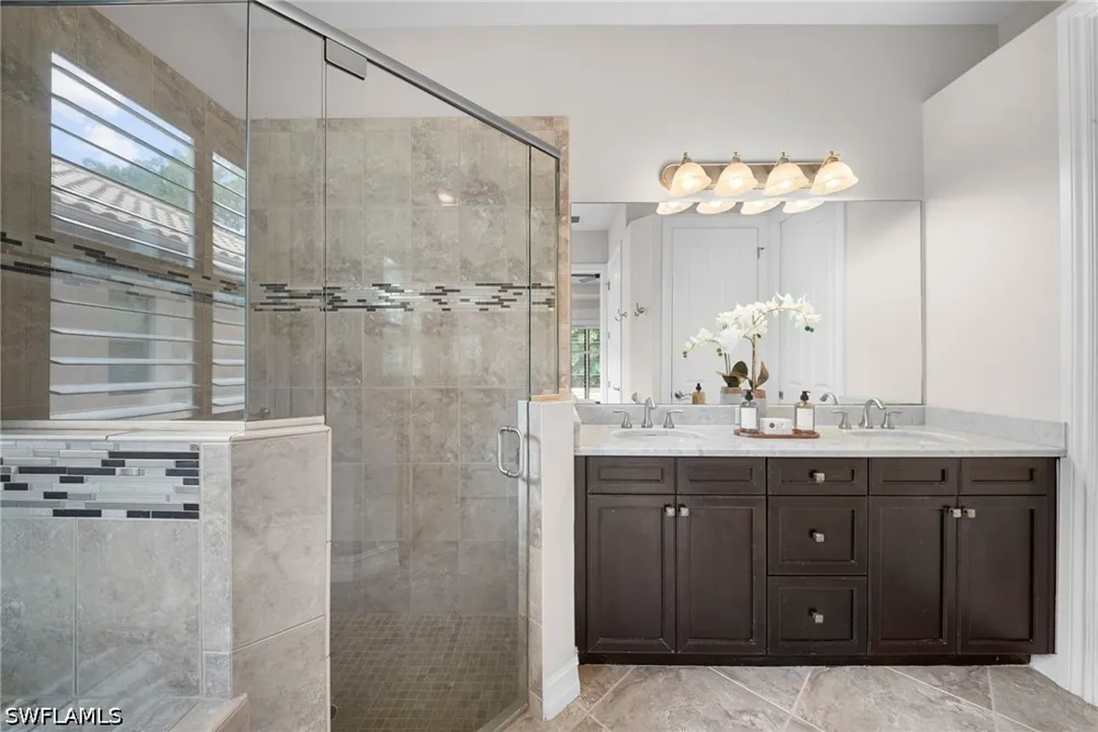 Acorn Way Naples, FL 34119