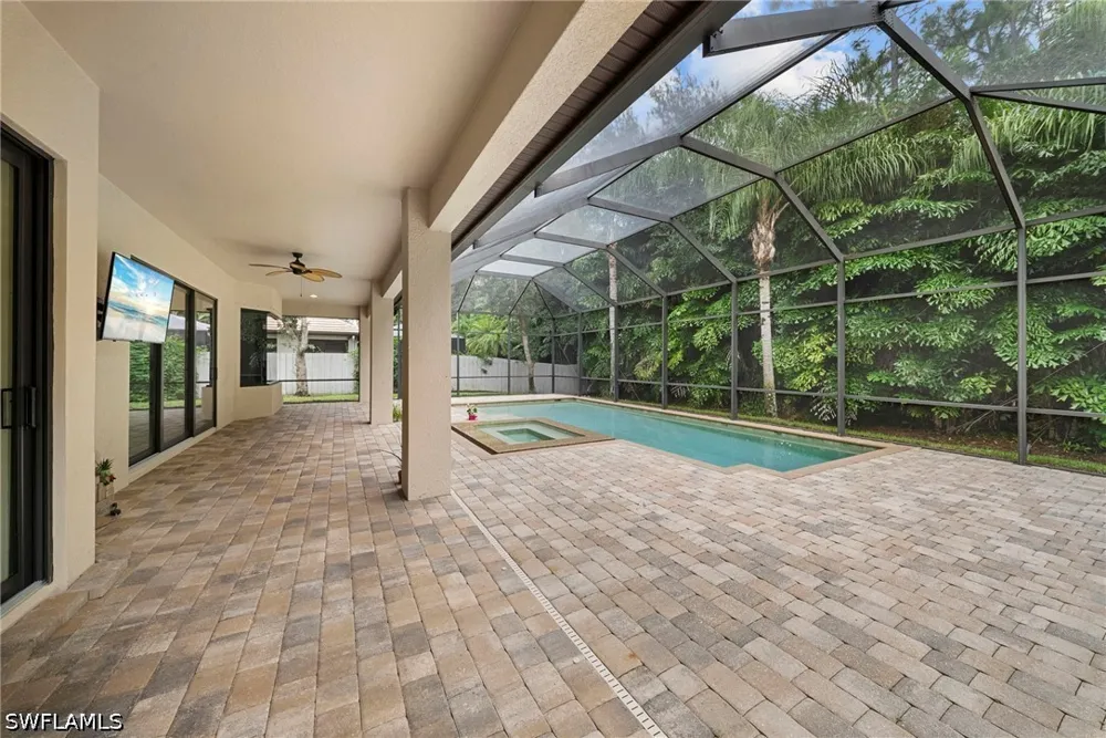 Acorn Way Naples, FL 34119