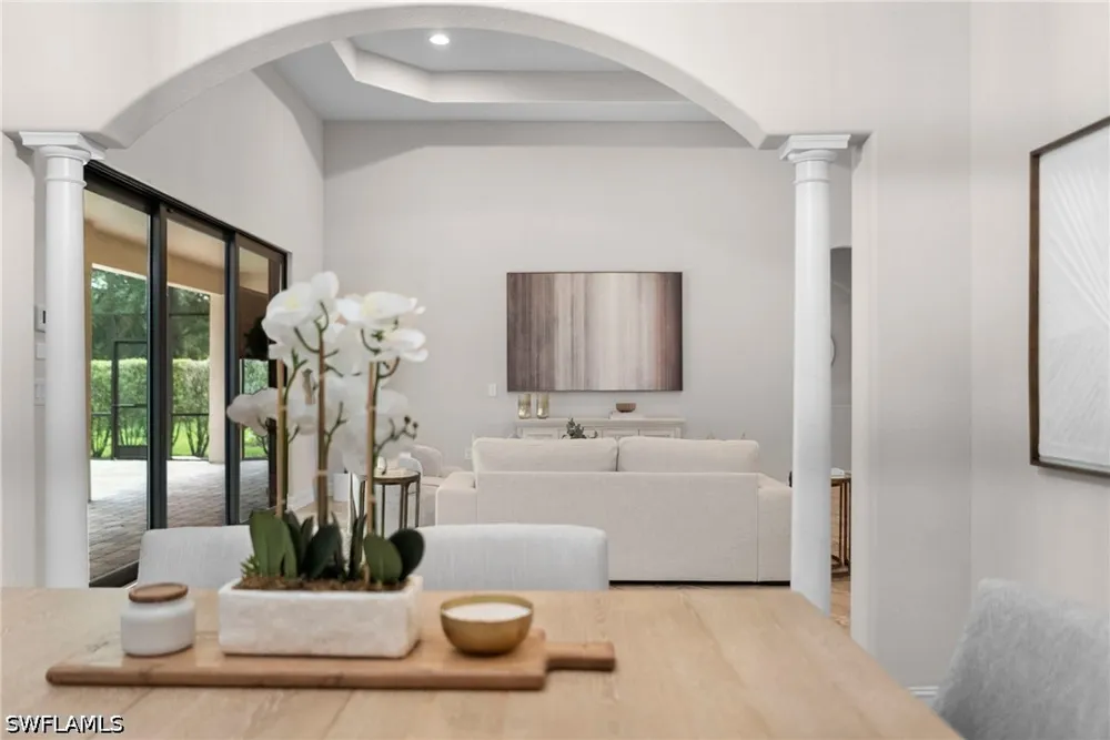 Acorn Way Naples, FL 34119