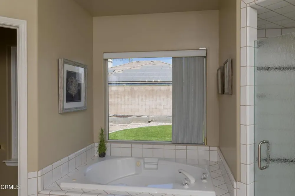 13806 Table Rock Avenue Bakersfield, CA 93314