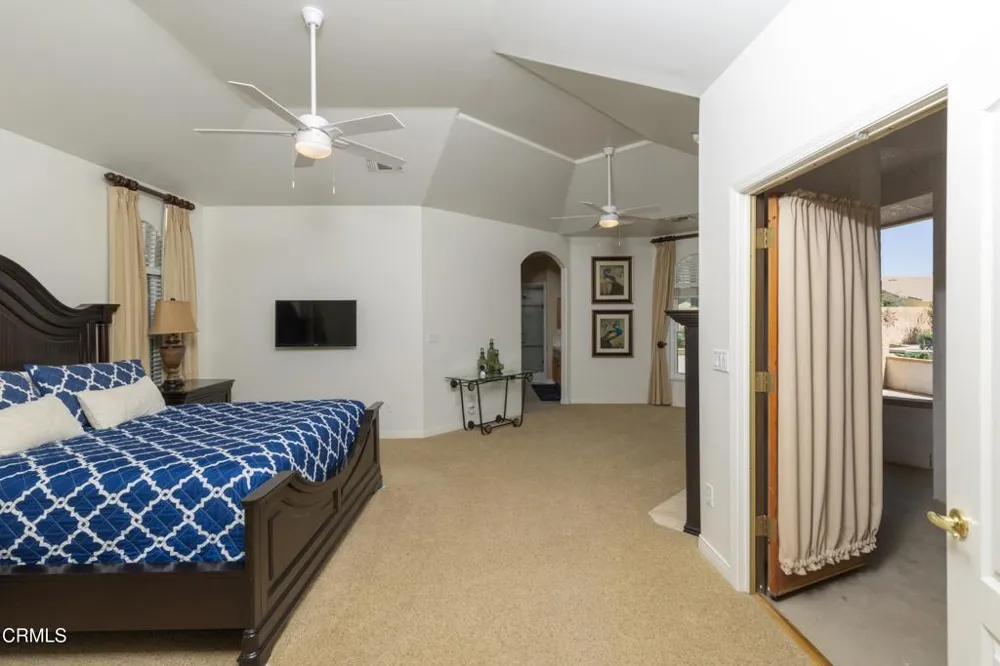 13806 Table Rock Avenue Bakersfield, CA 93314