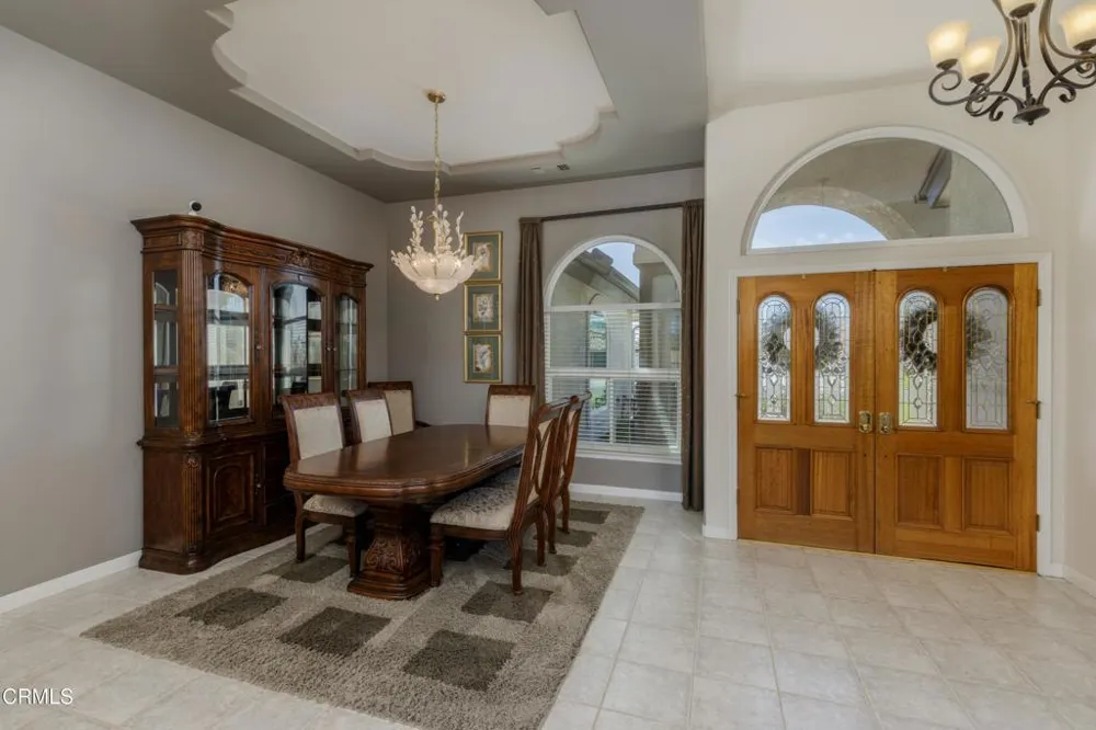 13806 Table Rock Avenue Bakersfield, CA 93314