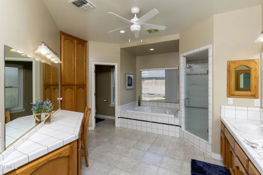 13806 Table Rock Avenue Bakersfield, CA 93314