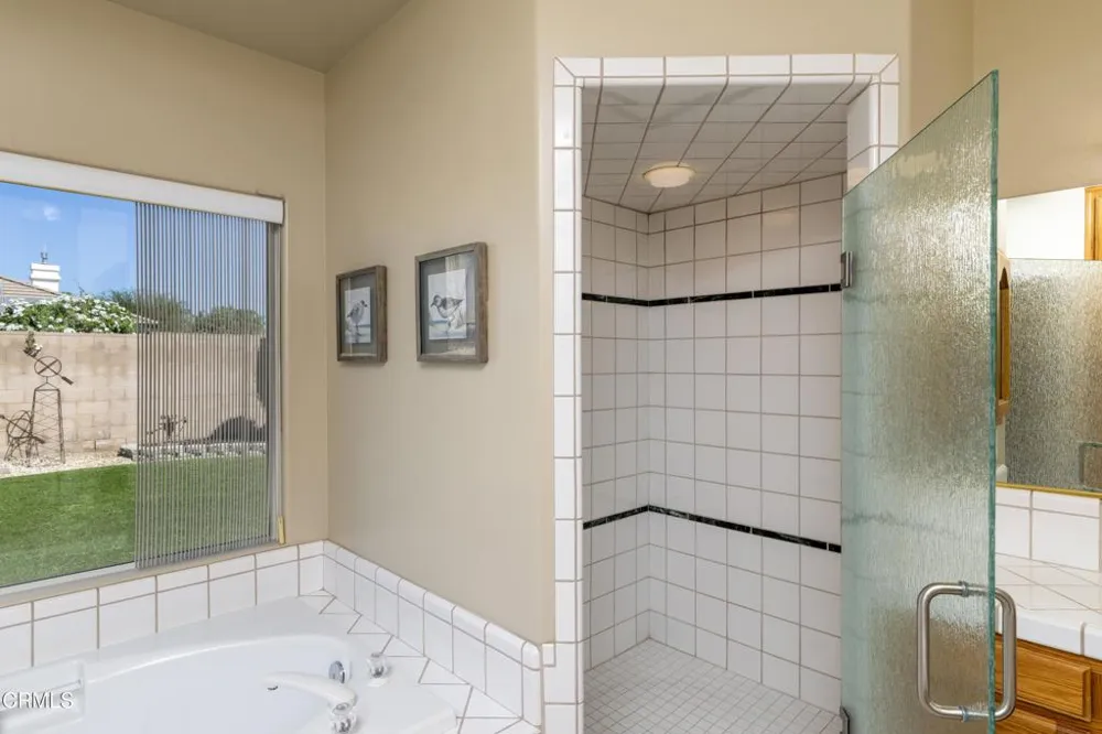 13806 Table Rock Avenue Bakersfield, CA 93314