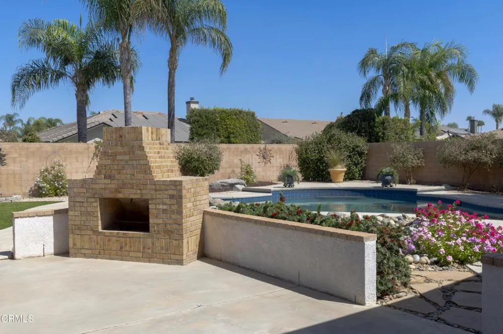13806 Table Rock Avenue Bakersfield, CA 93314