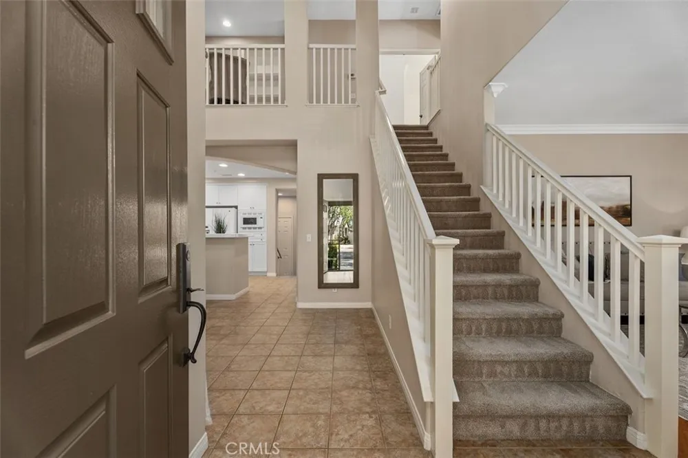 44 Burlingame Irvine, CA 92602
