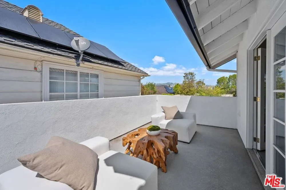 491 S Spalding Drive Beverly Hills, CA 90212