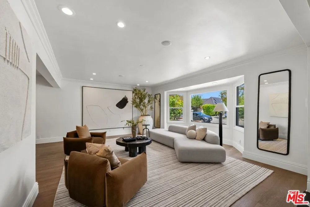 491 S Spalding Drive Beverly Hills, CA 90212