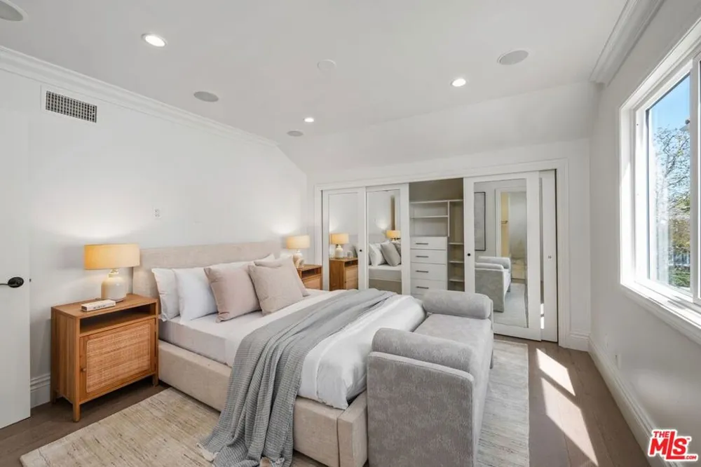 491 S Spalding Drive Beverly Hills, CA 90212