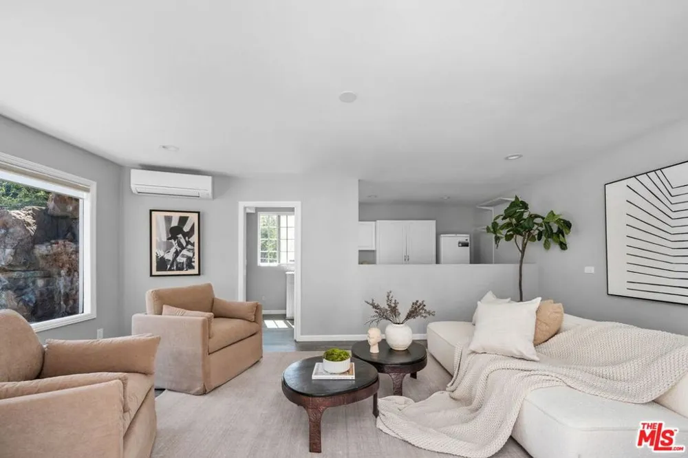 491 S Spalding Drive Beverly Hills, CA 90212