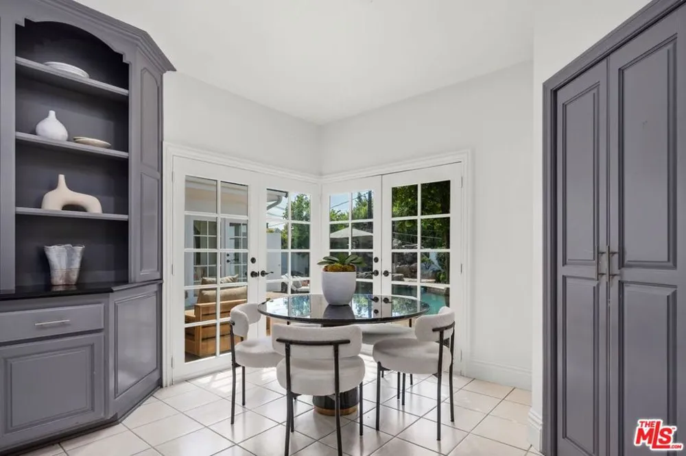 491 S Spalding Drive Beverly Hills, CA 90212