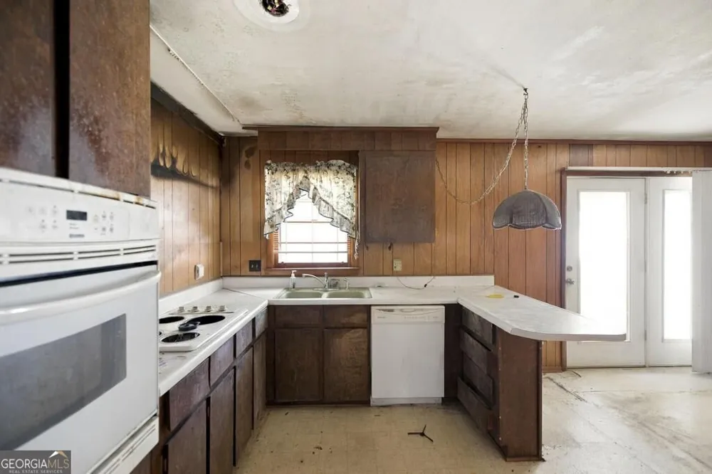 108 Highland DR Warner Robins, GA 31088