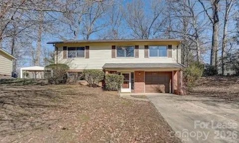 5707 Snow White Lane